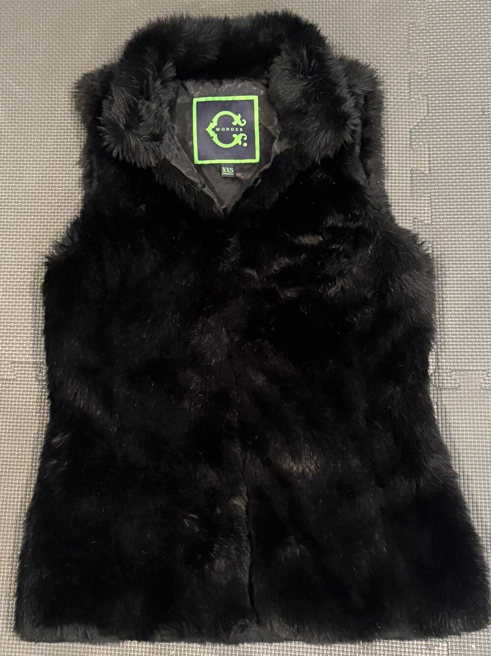 Chic C. Wonder Faux Fur Black Vest - XXS, Excellent Condition
